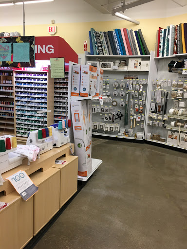 Fabric Store «Jo-Ann Fabrics and Crafts», reviews and photos, 12918 Willow Chase Dr, Houston, TX 77070, USA