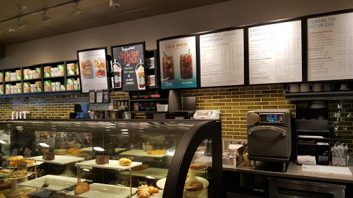 Shopping Mall «Jersey Shore Premium Outlets», reviews and photos, 1 Premium Outlet Blvd, Tinton Falls, NJ 07753, USA