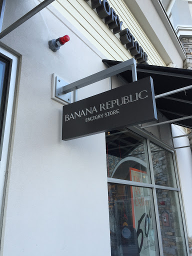 Clothing Store «Banana Republic Factory Store», reviews and photos, 70 Worcester-Providence Turnpike #627, Millbury, MA 01527, USA