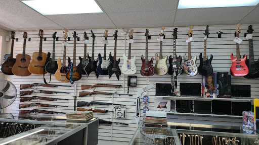 Pawn Shop «Todds Pawn Shop», reviews and photos, 300 N Milwaukee Ave # G, Lake Villa, IL 60046, USA