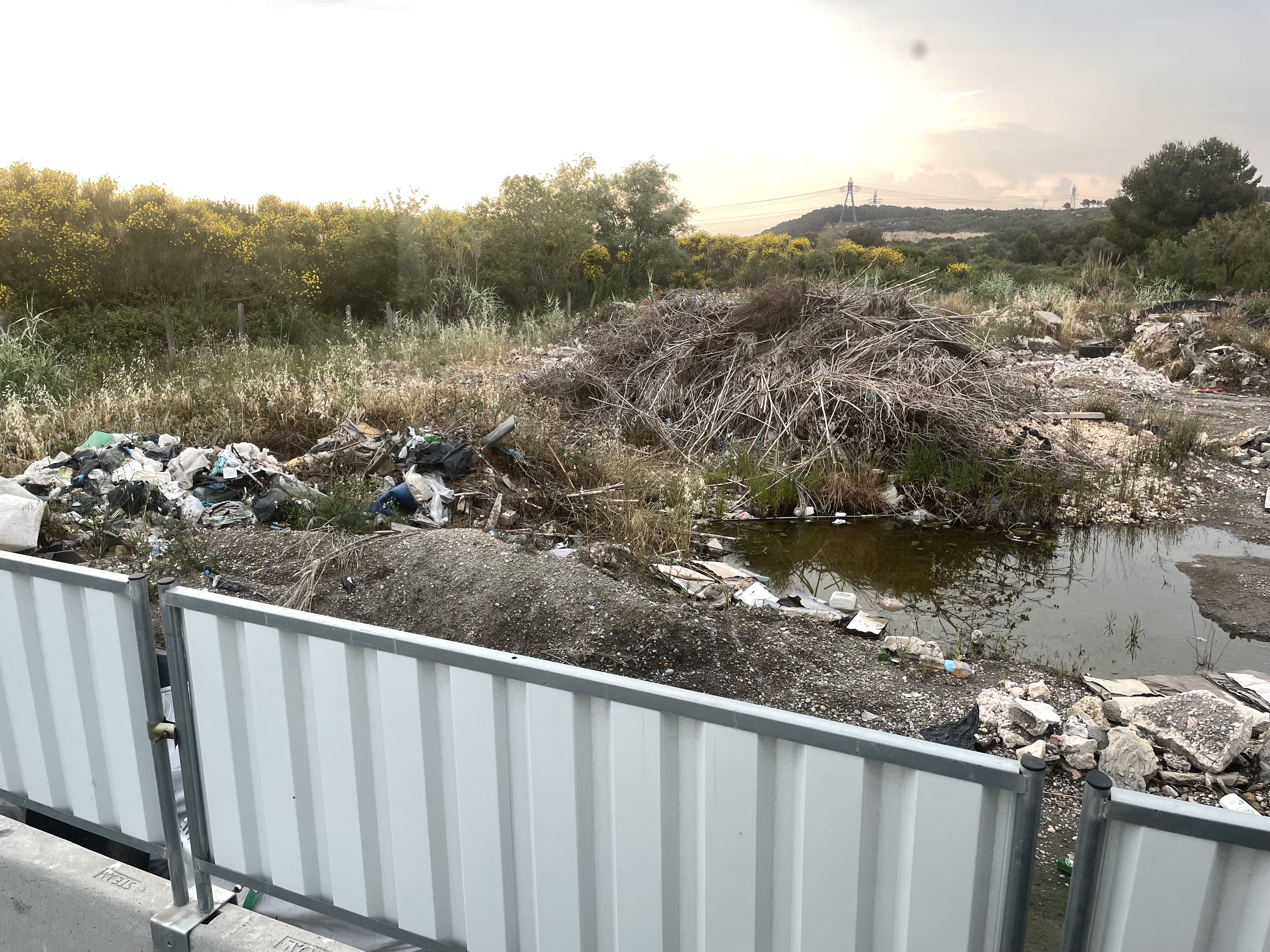 Photo n° 2 de l'avis de Dzmitry.a fait le 25/05/2023 à 06:00