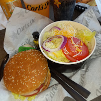 Cheeseburger du Restaurant de hamburgers Carl's Jr. Vélizy-Villacoublay à Vélizy-Villacoublay - n°16