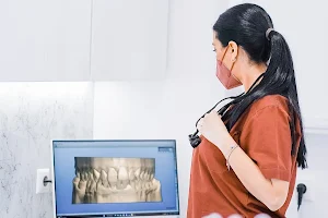 Οδοντίατρος Περιστέρι - SmileHarmony - Τσοπάκη Στέλλα image