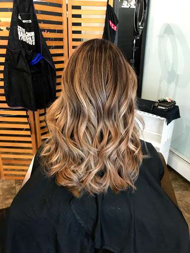 Beauty Salon «Mint Salon And Spa», reviews and photos, 531 North St, Jim Thorpe, PA 18229, USA