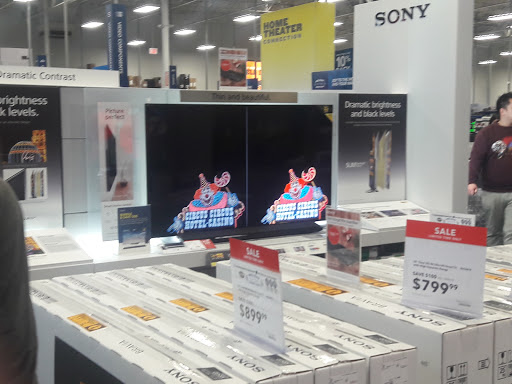 Electronics Store «Best Buy», reviews and photos, 3415 E Foothill Blvd, Pasadena, CA 91107, USA