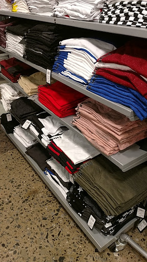 Shoe Store «Champs Sports», reviews and photos, 160 N Gulph Rd, King of Prussia, PA 19406, USA