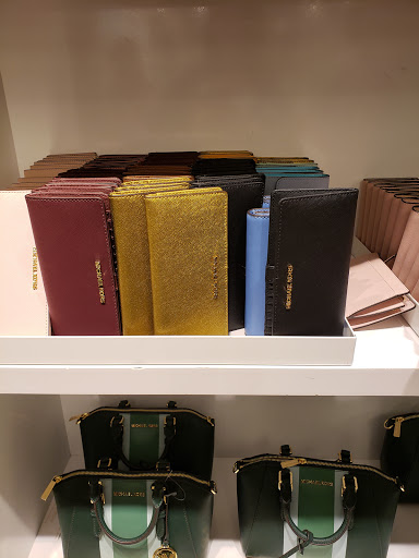 Outlet Mall «The Outlet Shoppes», reviews and photos, 915 Ridgewalk Pkwy, Woodstock, GA 30188, USA