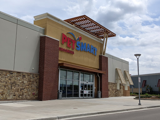 Pet Store «PetSmart», reviews and photos, 3720 River Point Parkway, Sheridan, CO 80110, USA