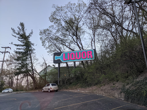 Liquor Store «Liquor City Uncorked», reviews and photos, 501 Crescent Ave, Covington, KY 41011, USA