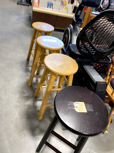 Non-Profit Organization «Kennewick Goodwill», reviews and photos