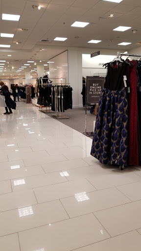 Department Store «Lord & Taylor», reviews and photos, 99 Rockingham Park Blvd, Salem, NH 03079, USA
