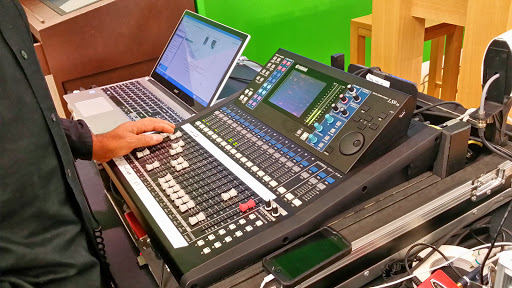 Computer Store «Microsoft Store - Freehold Raceway Mall», reviews and photos, 3710 U.S. 9, Freehold, NJ 07728, USA