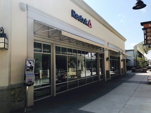 Shopping Mall «Gloucester Premium Outlets», reviews and photos, 100 Premium Outlets Dr, Blackwood, NJ 08012, USA