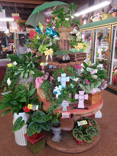 Florist «Little Flower Shop», reviews and photos, 616 High St, Delano, CA 93215, USA