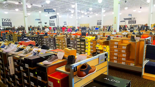 Shoe Store «DSW Designer Shoe Warehouse», reviews and photos, 375 E Altamonte Dr, Altamonte Springs, FL 32701, USA