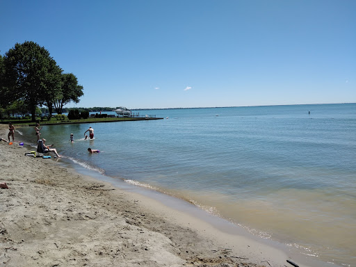 Park «Walter & Mary Burke Park», reviews and photos, 36300 Front St, New Baltimore, MI 48047, USA