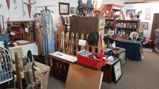 Used Furniture Store «The Attic Furniture and Home Goods», reviews and photos, 2015 Fairfax St, Eau Claire, WI 54701, USA