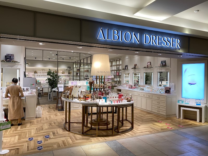 ALBION DRESSER 大阪店