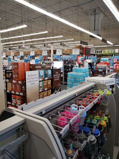 Office Supply Store «Staples», reviews and photos, 1075 N Main St, Warrington, PA 18976, USA