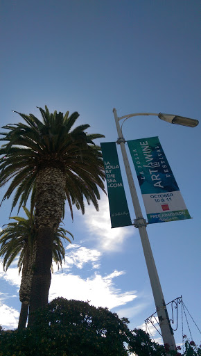 Pet Store «Muttropolis La Jolla», reviews and photos, 7755 Girard Ave, La Jolla, CA 92037, USA