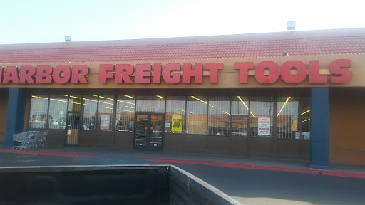 Hardware Store «Harbor Freight Tools», reviews and photos, 3333 N Yarbrough Dr #00055, El Paso, TX 79925, USA