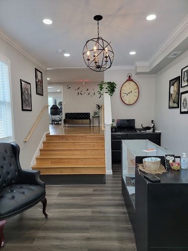 Tattoo Shop «Skull and Rose Tattoo Studio», reviews and photos, 900 E Pulaski Hwy, Elkton, MD 21921, USA