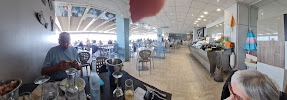 Atmosphère du Restaurant de fruits de mer La Ferme Marine - L'assiette du port à Marseillan - n°11
