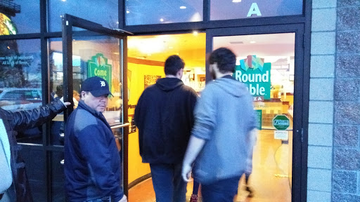 Italian Restaurant «Round Table Pizza - South Tacoma», reviews and photos, 7921 S Hosmer St, Tacoma, WA 98408, USA
