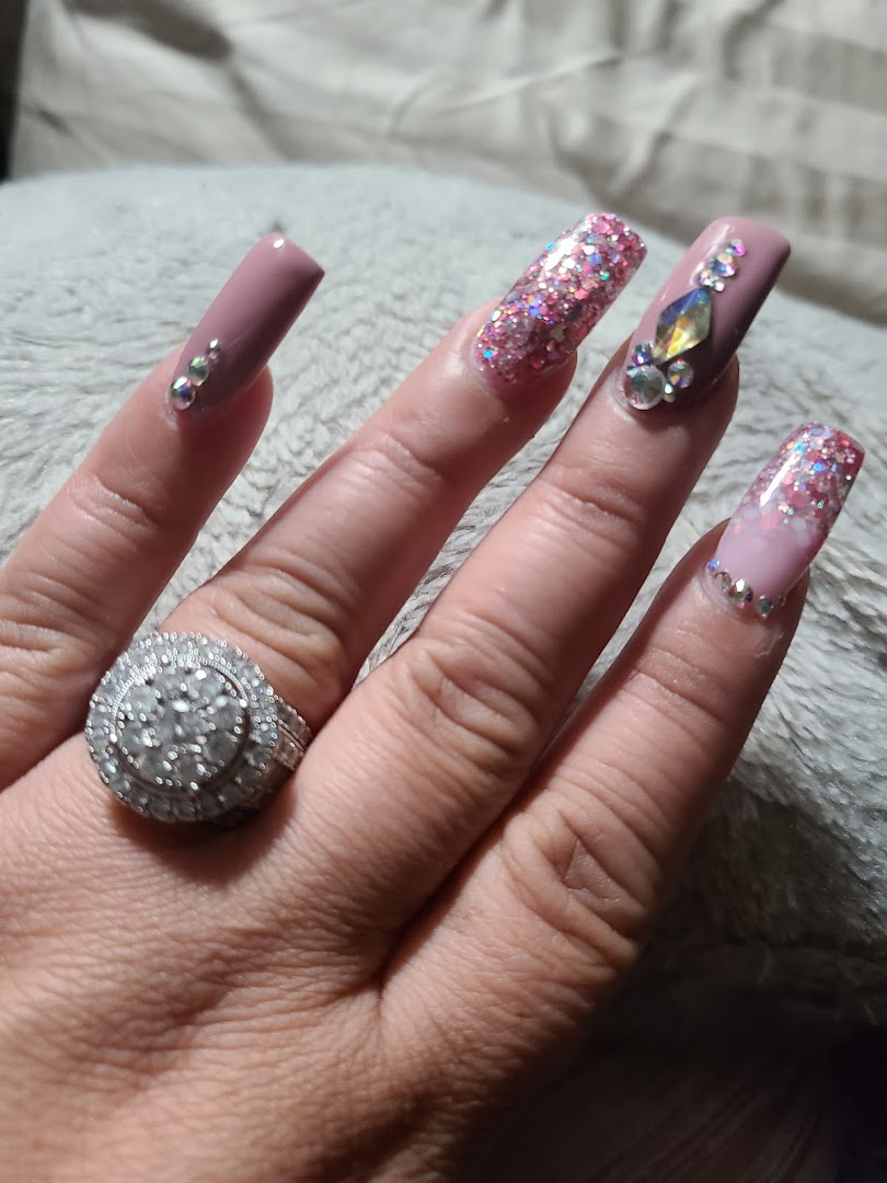 Da-Vi Nails