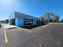 Summit Laundry - Photo 3 - Car repair in Washington, IL, Peoria