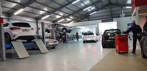 KIA NOACAR AUTOMOCIONES S.L.U. en Cee, A Coruña