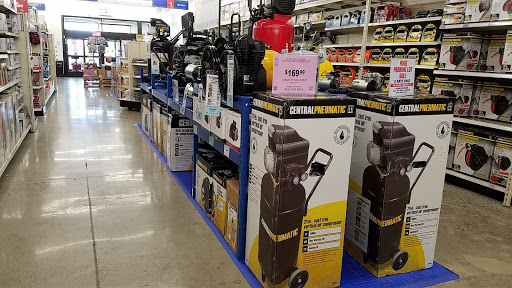 Hardware Store «Harbor Freight Tools», reviews and photos, 729 Colusa Ave b, Yuba City, CA 95991, USA