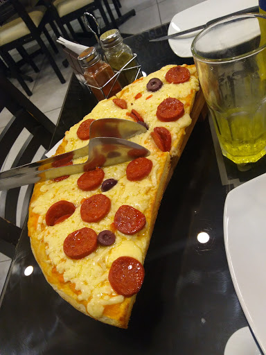 Toto's Pizza - Calle Lima