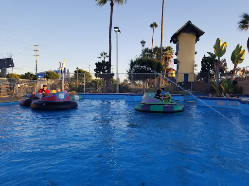 Amusement Center «Boomers! San Diego», reviews and photos, 6999 Clairemont Mesa Blvd, San Diego, CA 92111, USA