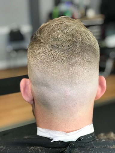 Barber Shop «The Man Barbershop & more», reviews and photos, 2822 S Alafaya Trail #190, Orlando, FL 32828, USA