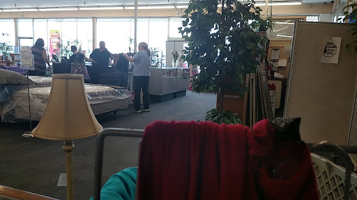 Thrift Store «Grace Centers of Hope Thrift Store», reviews and photos, 5919 Highland Rd, Waterford Twp, MI 48327, USA