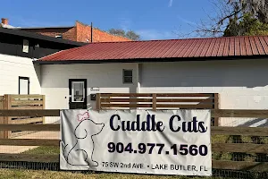 Cuddle Cuts Grooming image
