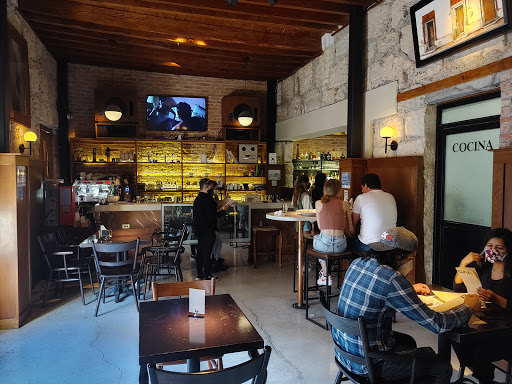Cafe Belmonte Bar