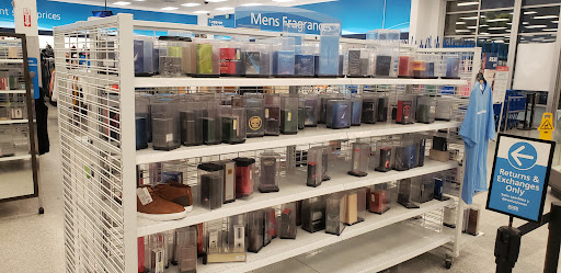 Clothing Store «Ross Dress for Less», reviews and photos, 902 Sepulveda Blvd, Harbor City, CA 90710, USA