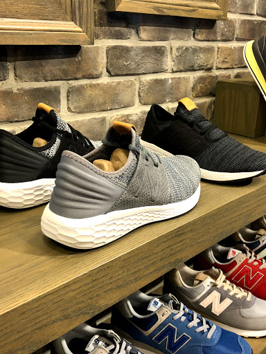 Shoe Store «New Balance», reviews and photos, 380 W Main St, Avon, CT 06001, USA