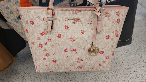 Shopping Mall «NorthOaks Shopping Center», reviews and photos, Farm to Market 1960 Rd W & Breck St, Houston, TX 77066, USA