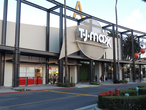 Shopping Mall «Anaheim Plaza», reviews and photos, 510 N Euclid St, Anaheim, CA 92801, USA