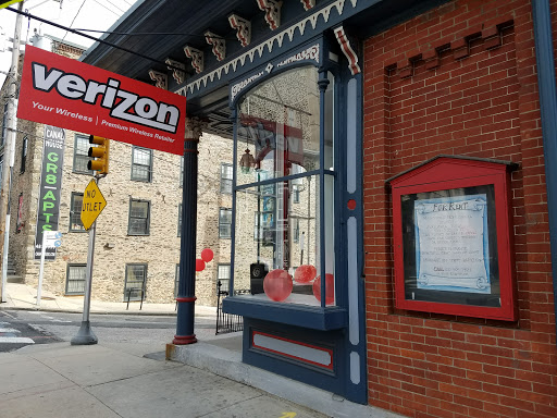 Cell Phone Store «Manayunk Verizon Wireless», reviews and photos, 4320 Main St, Philadelphia, PA 19127, USA