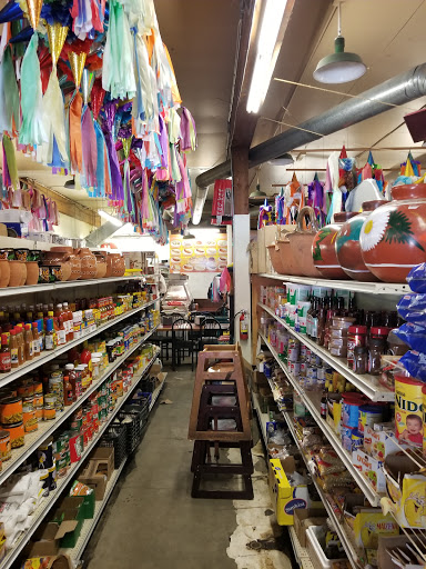 Market «La Conasupo Market», reviews and photos, 8532 Greenwood Ave N, Seattle, WA 98103, USA