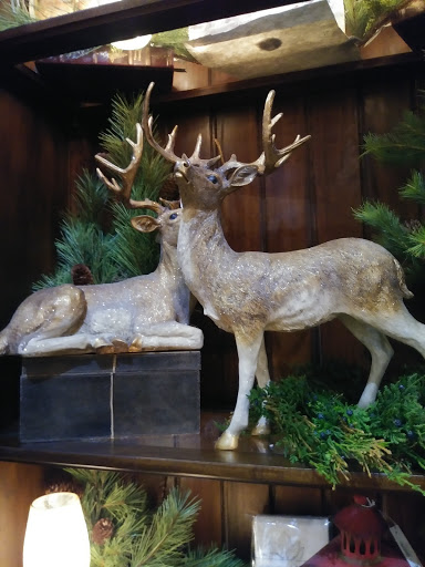 Furniture Store «Three French Hens Antiques», reviews and photos, 16935 Manchester Rd, Grover, MO 63040, USA