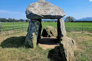 Bodowyr Burial Chamber image