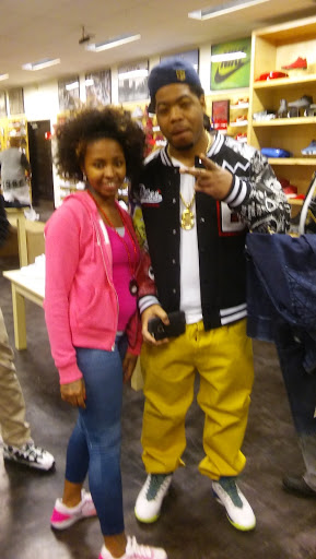 Shopping Mall «Eagledale Plaza Shopping Center», reviews and photos, 2802 Lafayette Rd, Indianapolis, IN 46222, USA