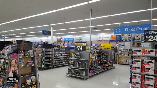 Department Store «Walmart Supercenter», reviews and photos, 8000 Lakeland Ave N, Brooklyn Park, MN 55445, USA