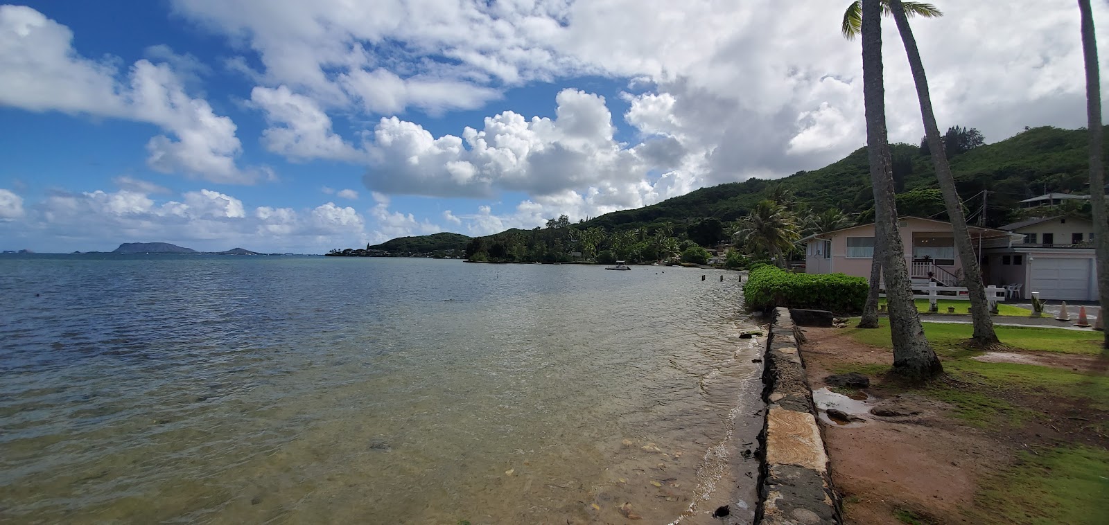 Zdjęcie Laenani Beach z poziomem czystości wysoki