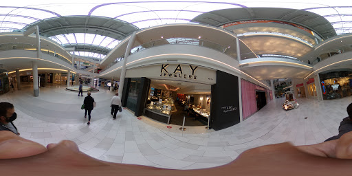 Jewelry Store «Kay Jewelers», reviews and photos, 174 N Garden St, Bloomington, MN 55425, USA